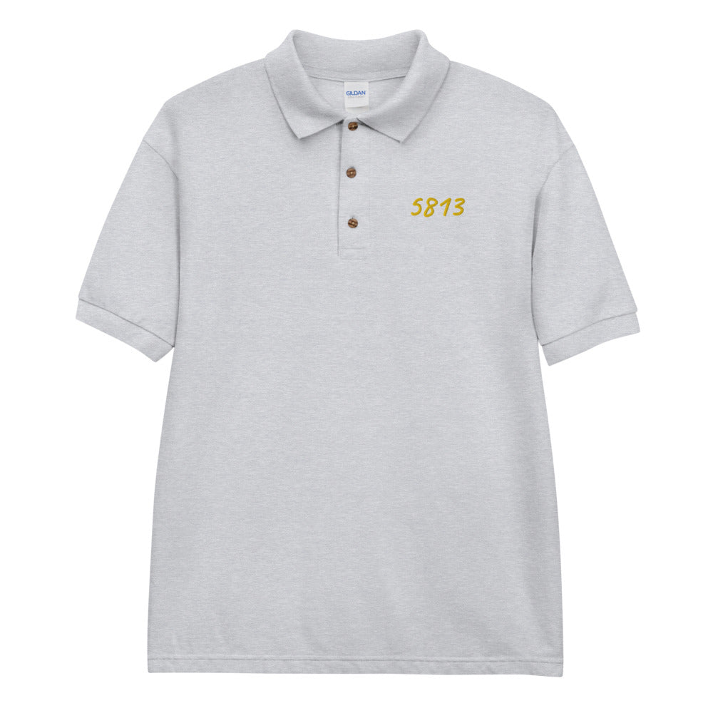 5813 In Gold Embroidery on Men's Polo Shirt