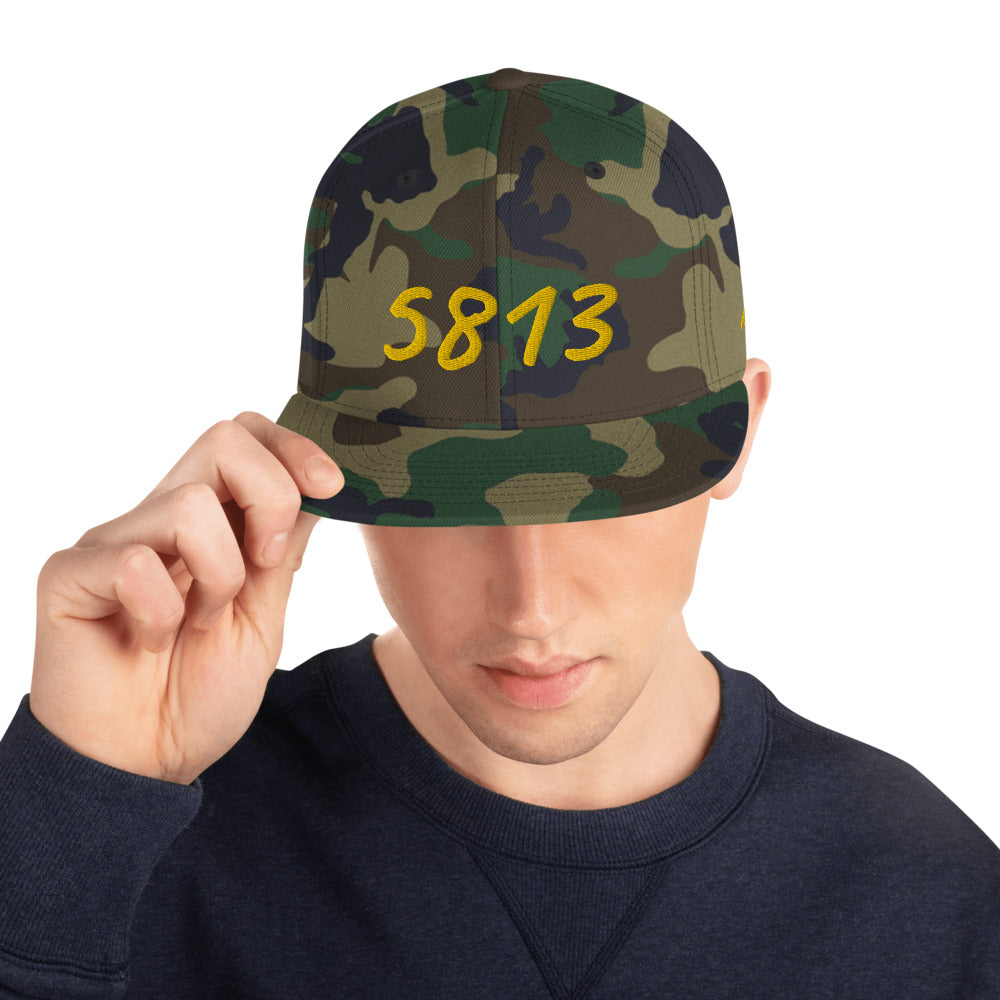 5813 In Gold Embroidery on Classic Snapback Hat