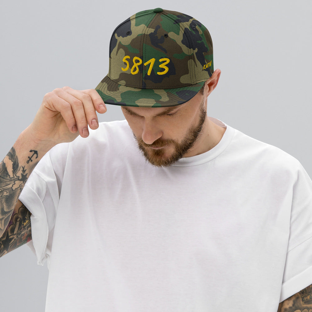 5813 In Gold Embroidery on Classic Snapback Hat