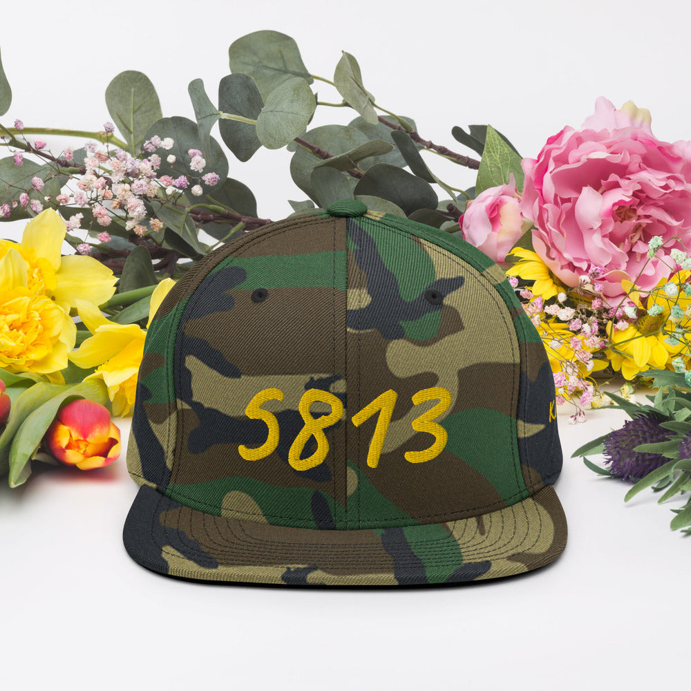 5813 In Gold Embroidery on Classic Snapback Hat