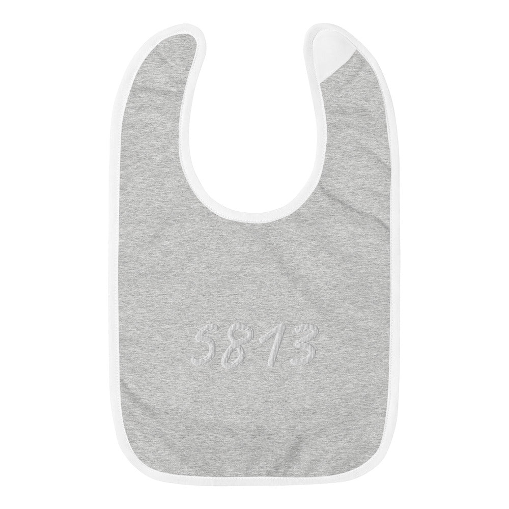 5813 In Pearl Embroidery on Baby Bib