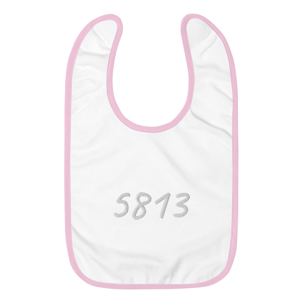 5813 In Pearl Embroidery on Baby Bib