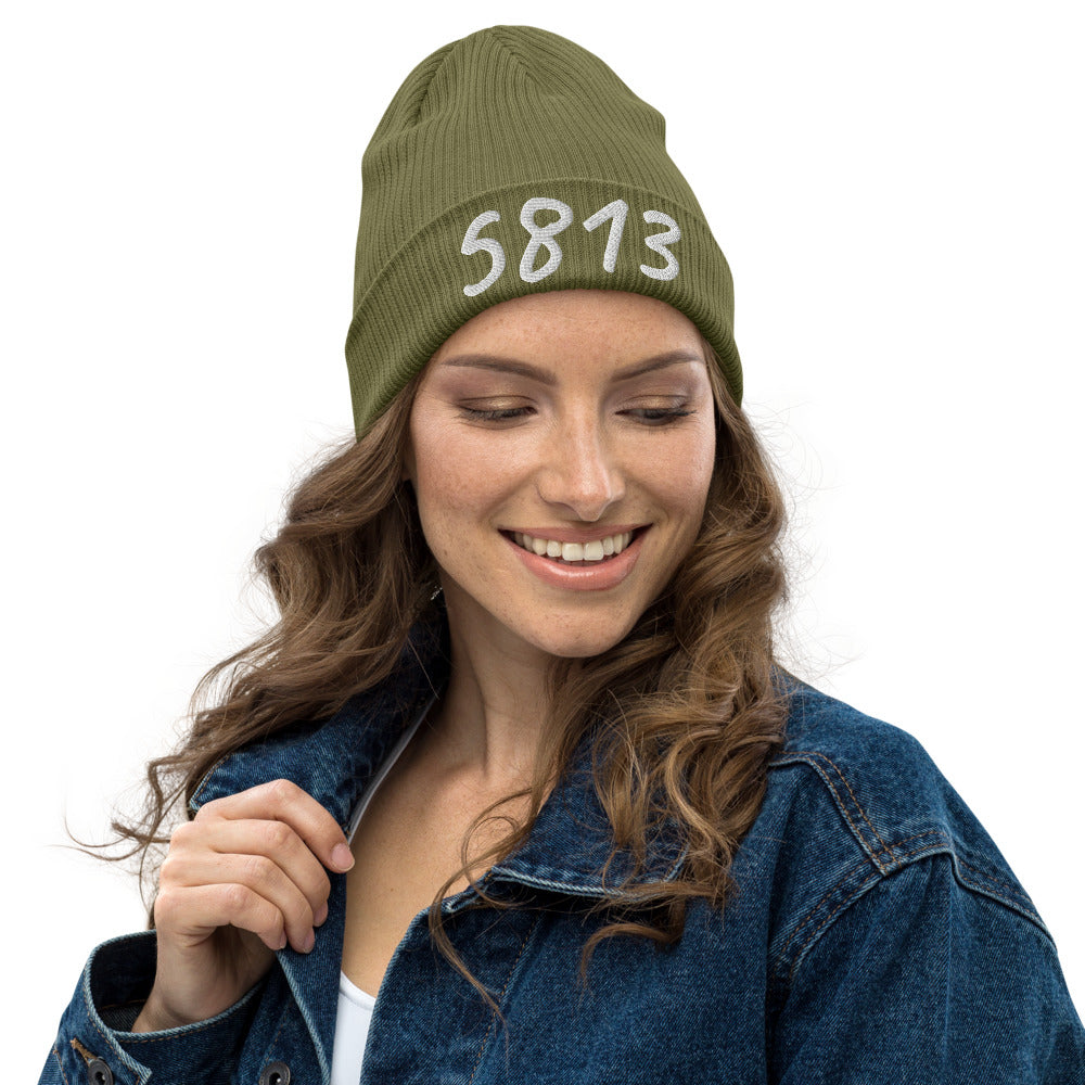 5813 In Pearl Embroidery on Organic Beanie