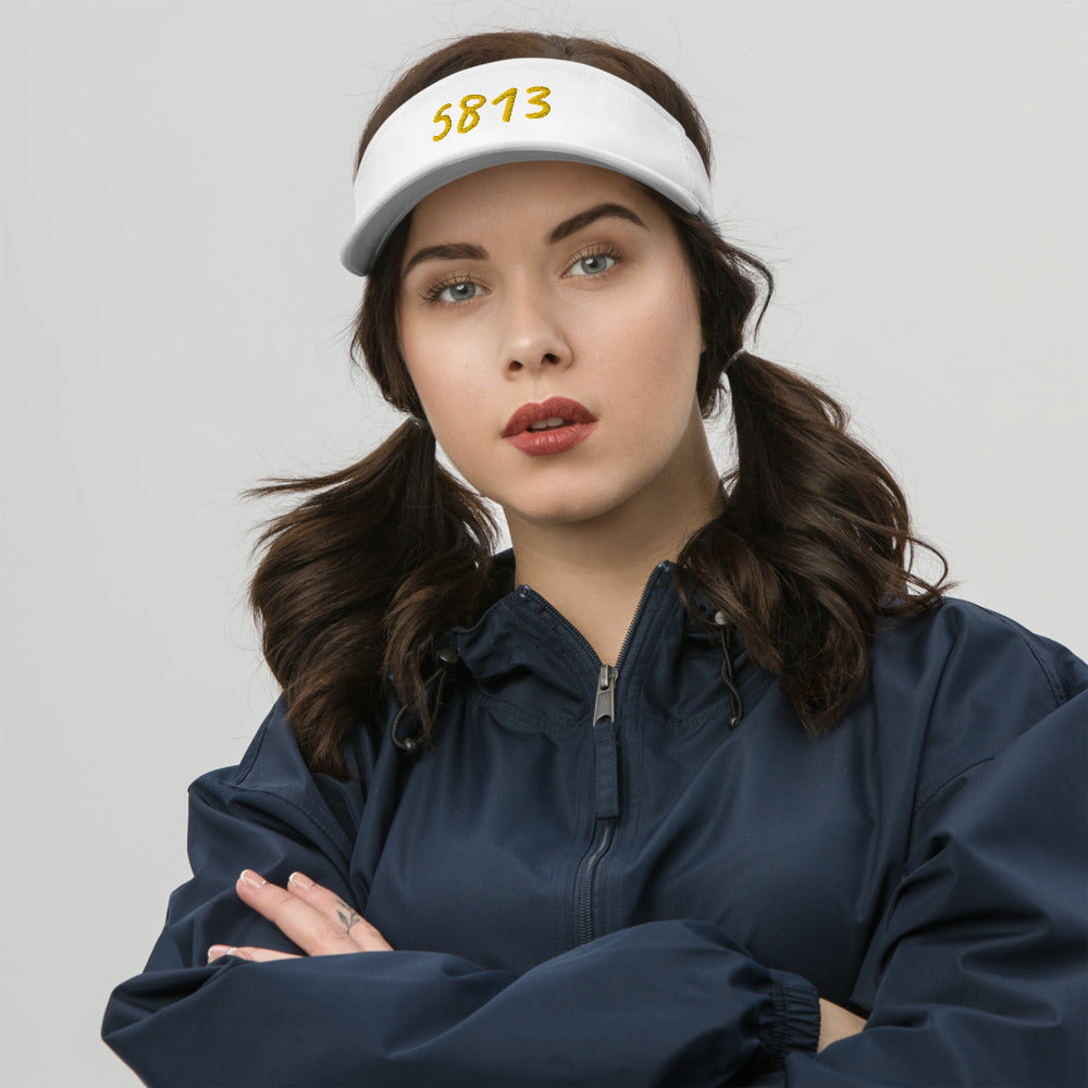 5813 In Gold Embroidery on Visor